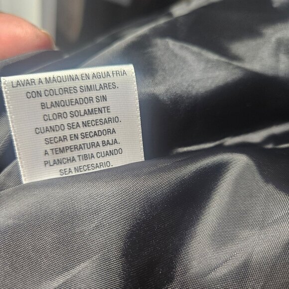 Leopard Print Puffer Vest With Zipper Closure & Snap Pockets By Charter Club Siz - Picture 8 of 9